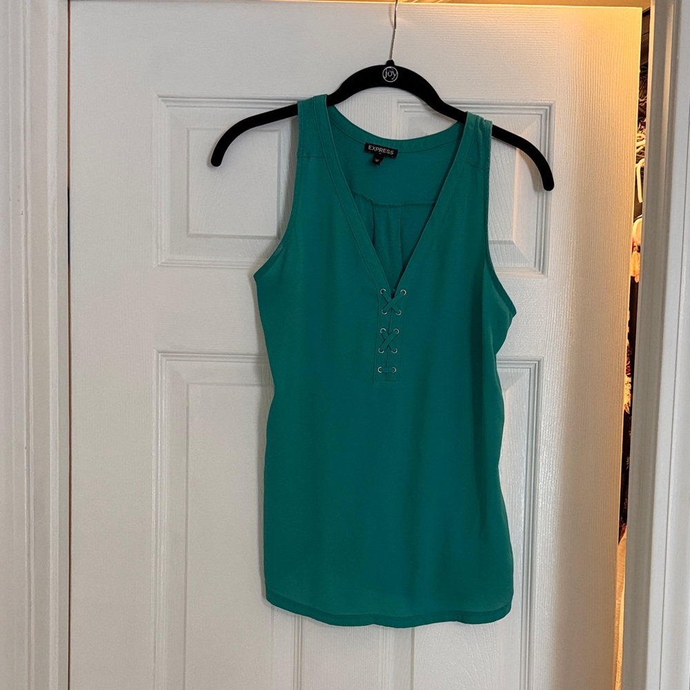 Express tank top